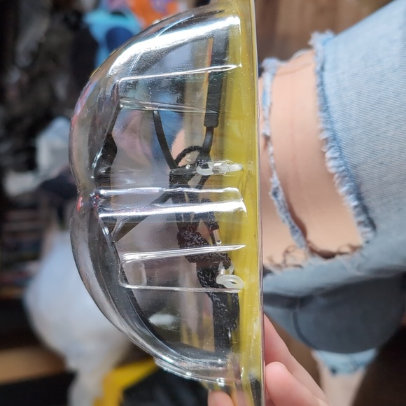 Workhorse safety glasses - Picture 2 of 3